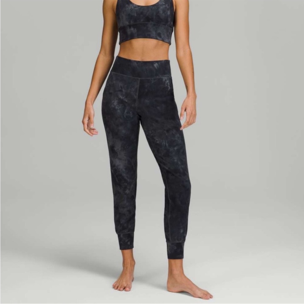 Like New- Lululemon- Sz 12- Align Joggers W/ Pockets- Graphite Ice Dye- 28”